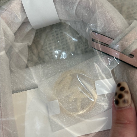 NWT - Michael Kors Blush and Cream Satchel - Final Sale! - Picture 7 of 14